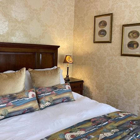 מידלהאם Braithwaite Hall Bed & Breakfast מראה חיצוני תמונה
