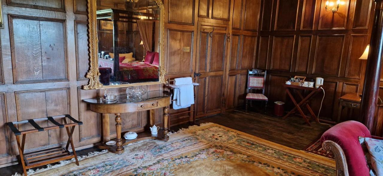 מידלהאם Braithwaite Hall Bed & Breakfast מראה חיצוני תמונה
