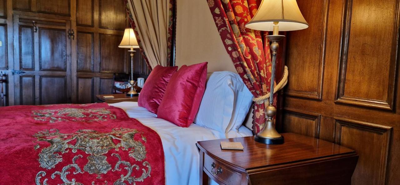 מידלהאם Braithwaite Hall Bed & Breakfast מראה חיצוני תמונה