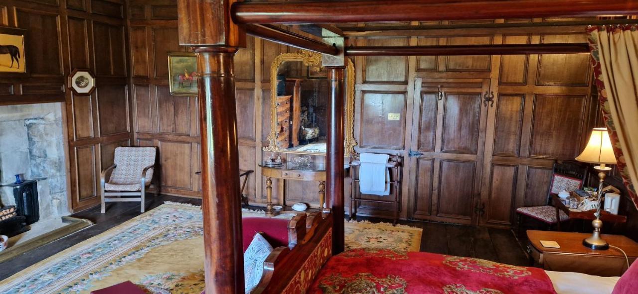 מידלהאם Braithwaite Hall Bed & Breakfast מראה חיצוני תמונה