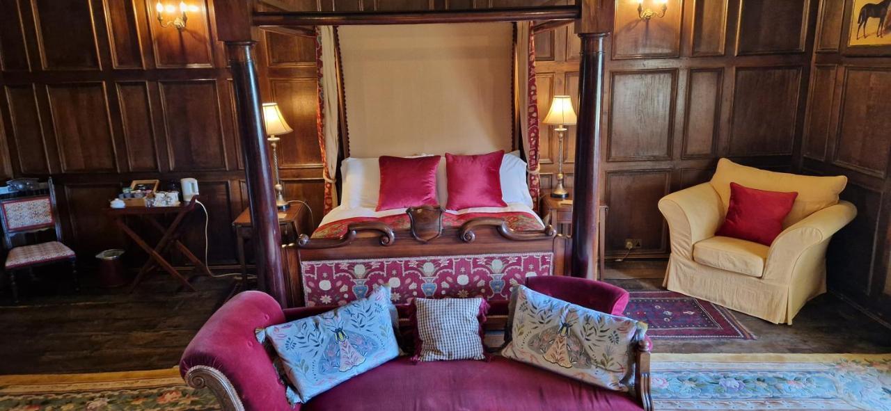 מידלהאם Braithwaite Hall Bed & Breakfast מראה חיצוני תמונה