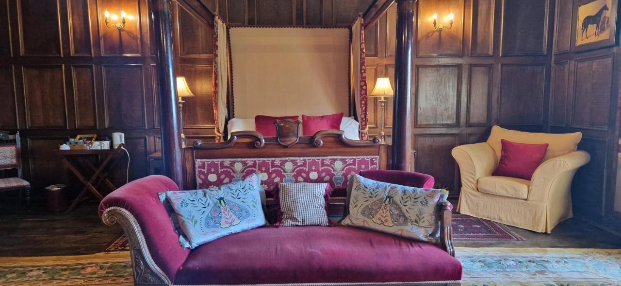מידלהאם Braithwaite Hall Bed & Breakfast מראה חיצוני תמונה