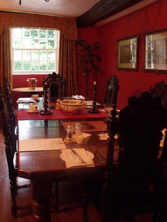 מידלהאם Braithwaite Hall Bed & Breakfast מראה חיצוני תמונה