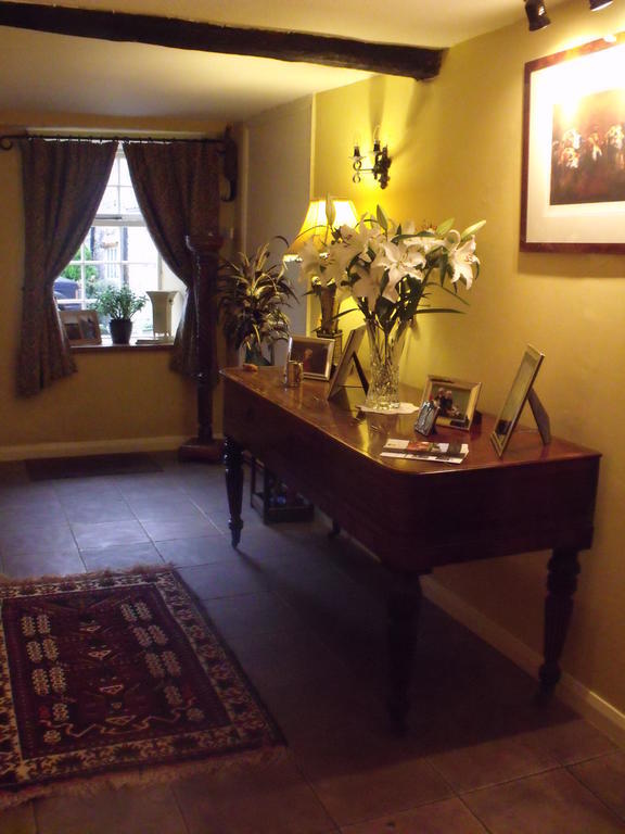 מידלהאם Braithwaite Hall Bed & Breakfast מראה חיצוני תמונה